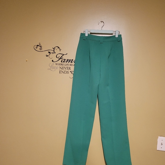 Zara Pleated Front Creased Green Dress Pants - Picture 4 of 6